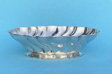 Gr. dt. Schale, 26 x 20 cm